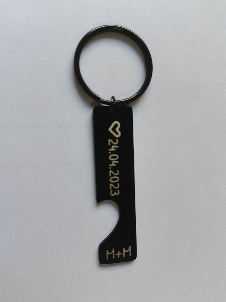 KhunSqunolp Custom Spotify Code Black Keychain