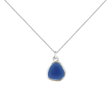 Load image into Gallery viewer, sea glass necklace