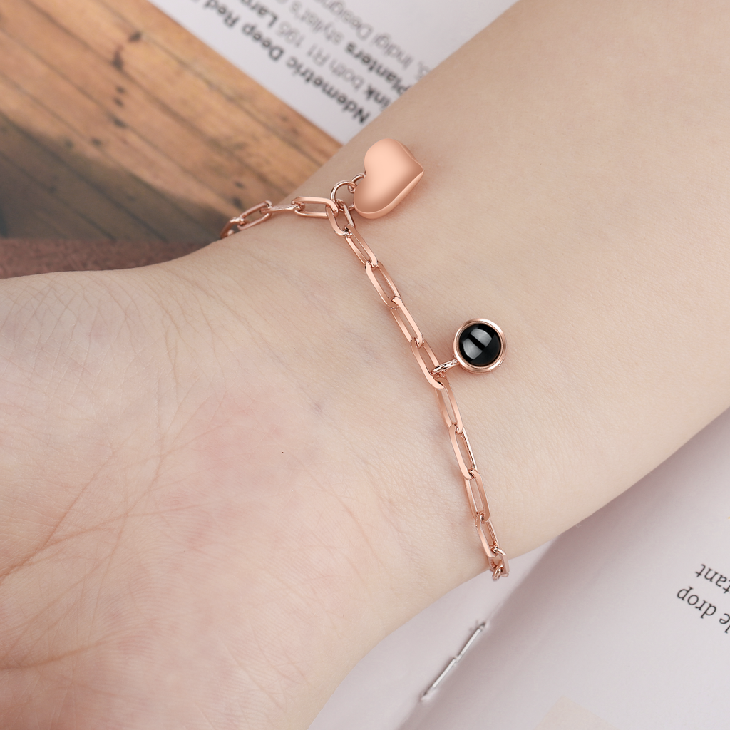 22101201Projection bracelet