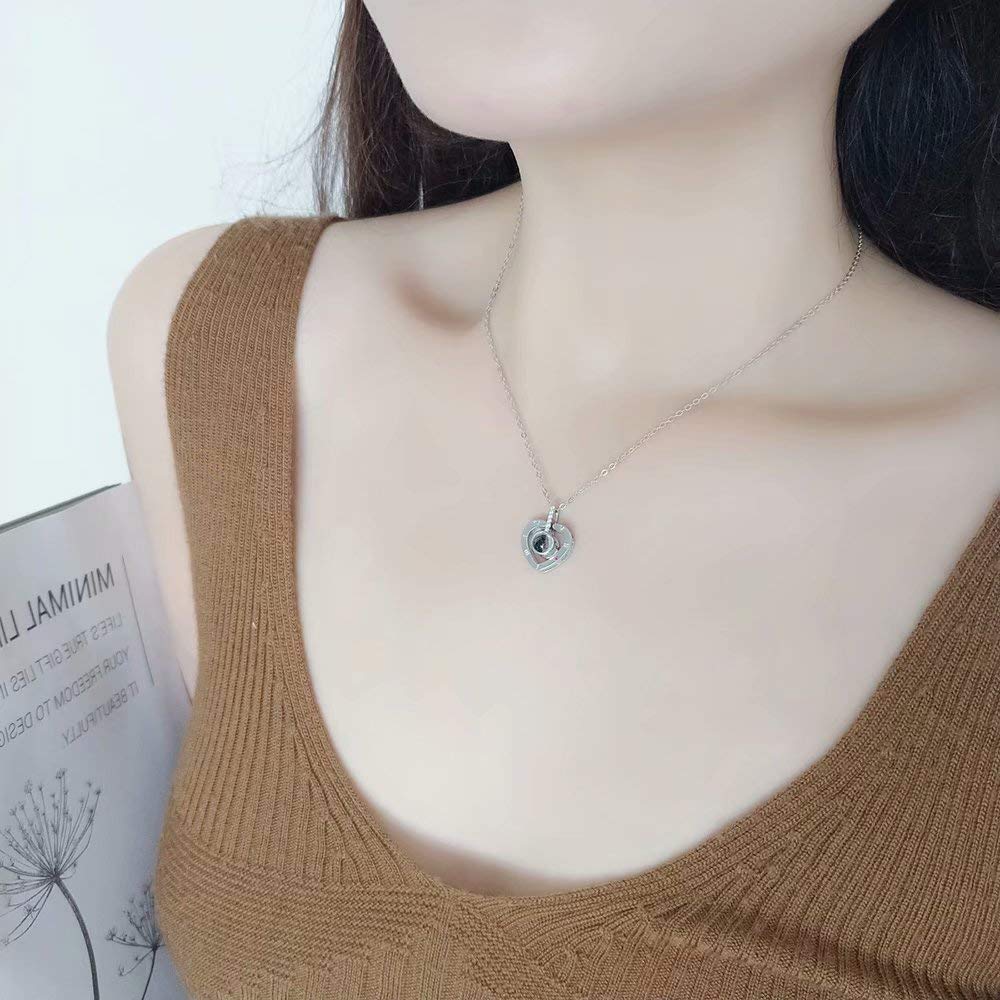 projection necklace B