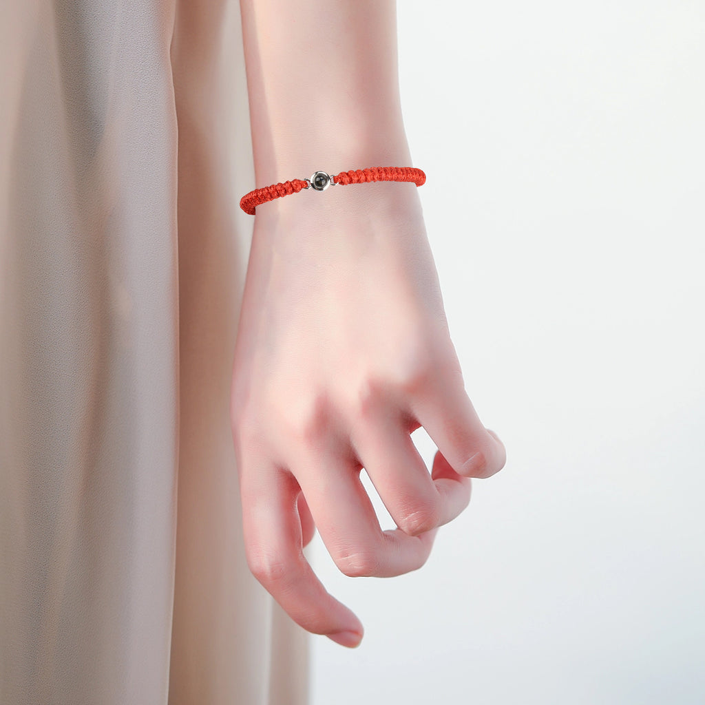 22080501Projection bracelet